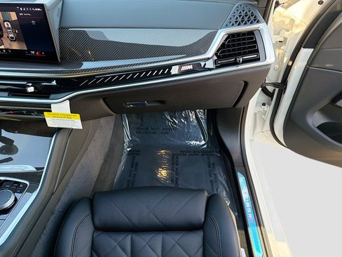 New 2026 BMW X6 M60i w/ Parking Assistance Package image 17