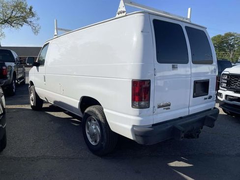 Used 2014 Ford E-250 and Econoline 250 w/ Power Group image 4