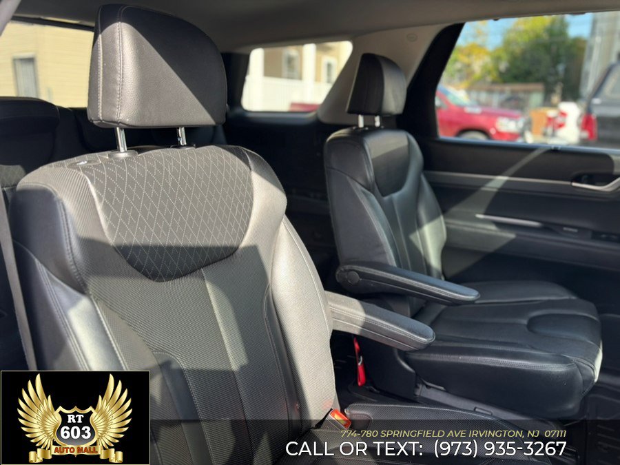 Used 2022 Hyundai Palisade SEL w/ Premium Package AWD/4WD image 13