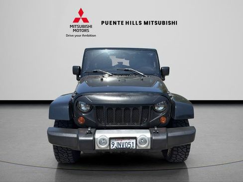Used 2013 Jeep Wrangler Unlimited Sahara w/ Connectivity Group AWD/4WD image 2