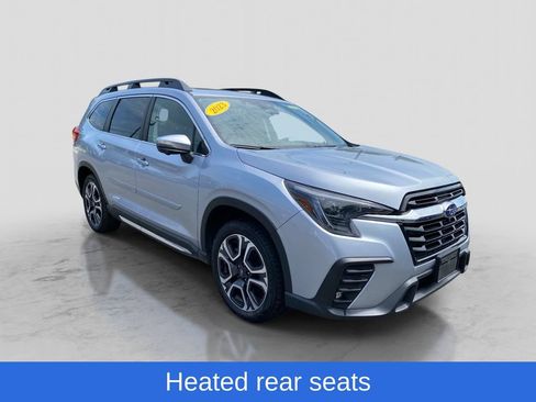 Used 2023 Subaru Ascent Limited w/ Technology Package AWD/4WD image 11