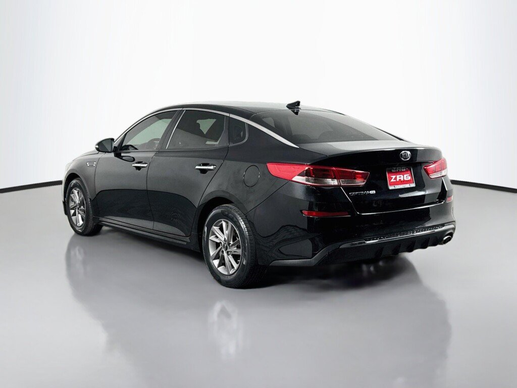 Used 2020 Kia Optima LX FWD image 3