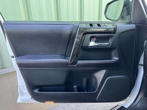 Used 2016 Toyota 4Runner TRD Pro AWD/4WD image 26