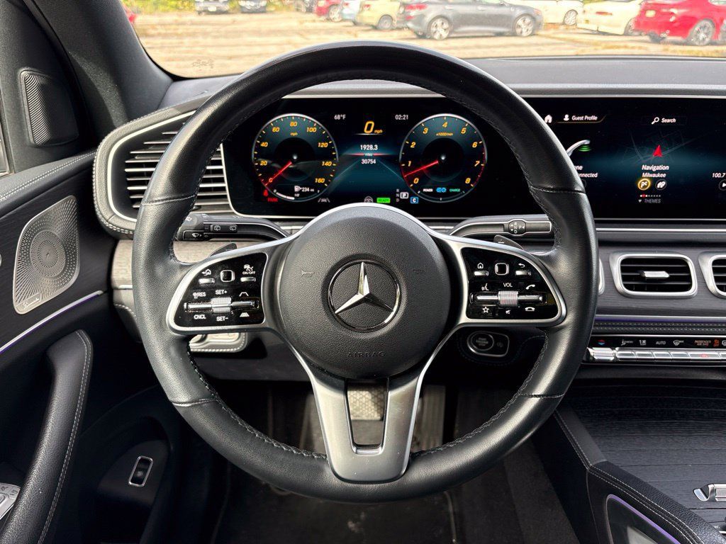 Used 2022 Mercedes-Benz GLS 450 4MATIC image 11