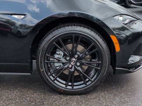 New 2026 MAZDA MX-5 Miata Club w/ Interior Package RWD image 11