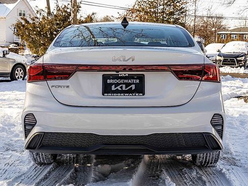 Certified 2023 Kia Forte LXS w/ LXS Technology Package image 5