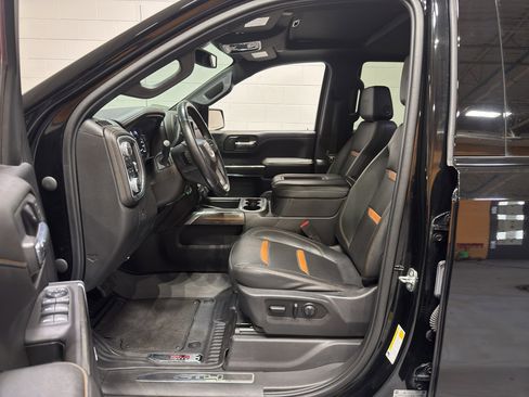 Certified 2021 GMC Sierra 1500 AT4 w/ AT4 Preferred Package image 18