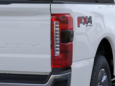 New 2025 Ford F350 Lariat w/ Lariat Ultimate Package AWD/4WD image 21