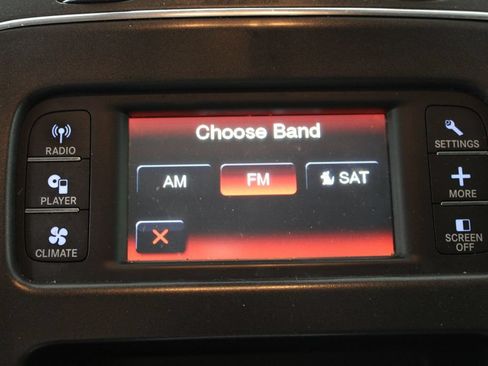 Used 2019 Dodge Journey SE w/ Connectivity Group FWD image 46
