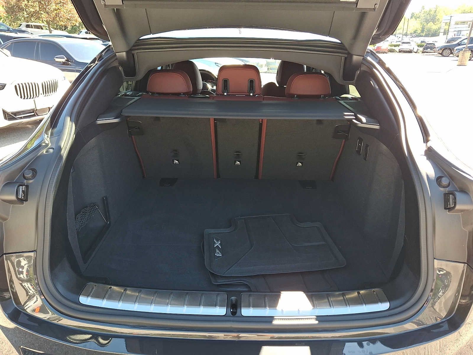 Used 2024 BMW X4 xDrive30i w/ Premium Package AWD/4WD image 32