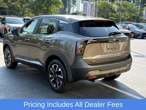 Certified 2025 Nissan Kicks SV AWD/4WD image 6