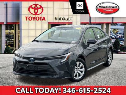 Certified 2025 Toyota Corolla LE