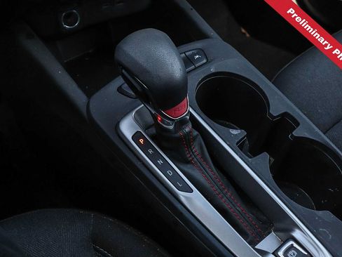 Used 2024 Chevrolet Trax RS FWD image 16