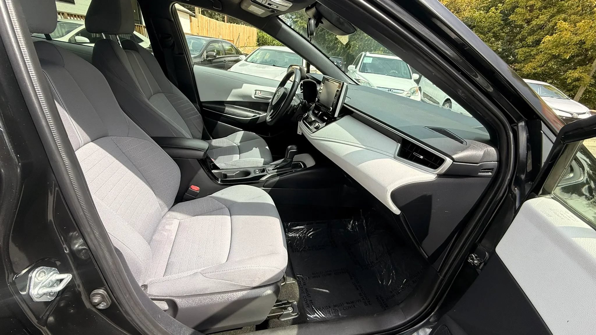 Used 2021 Toyota Corolla SE FWD image 9