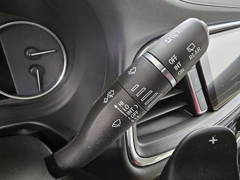 Used 2022 Buick Enclave Premium w/ Experience Buick Package image 38