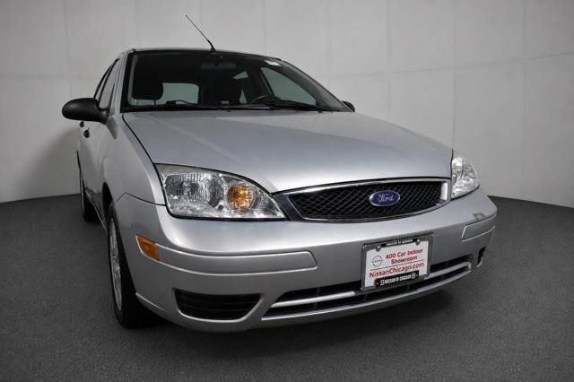 Used 2007 Ford Focus S FWD image 3