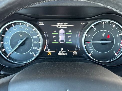 Used 2021 Maserati Ghibli image 23