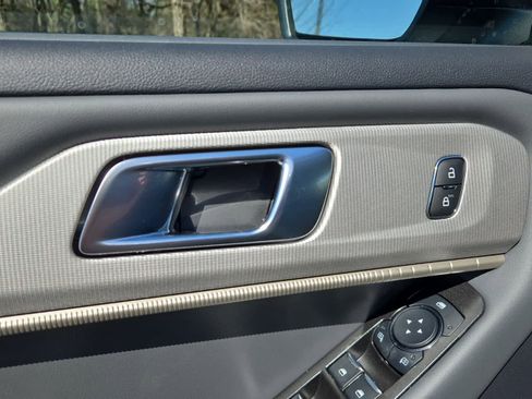 New 2026 Ford Explorer Active image 22