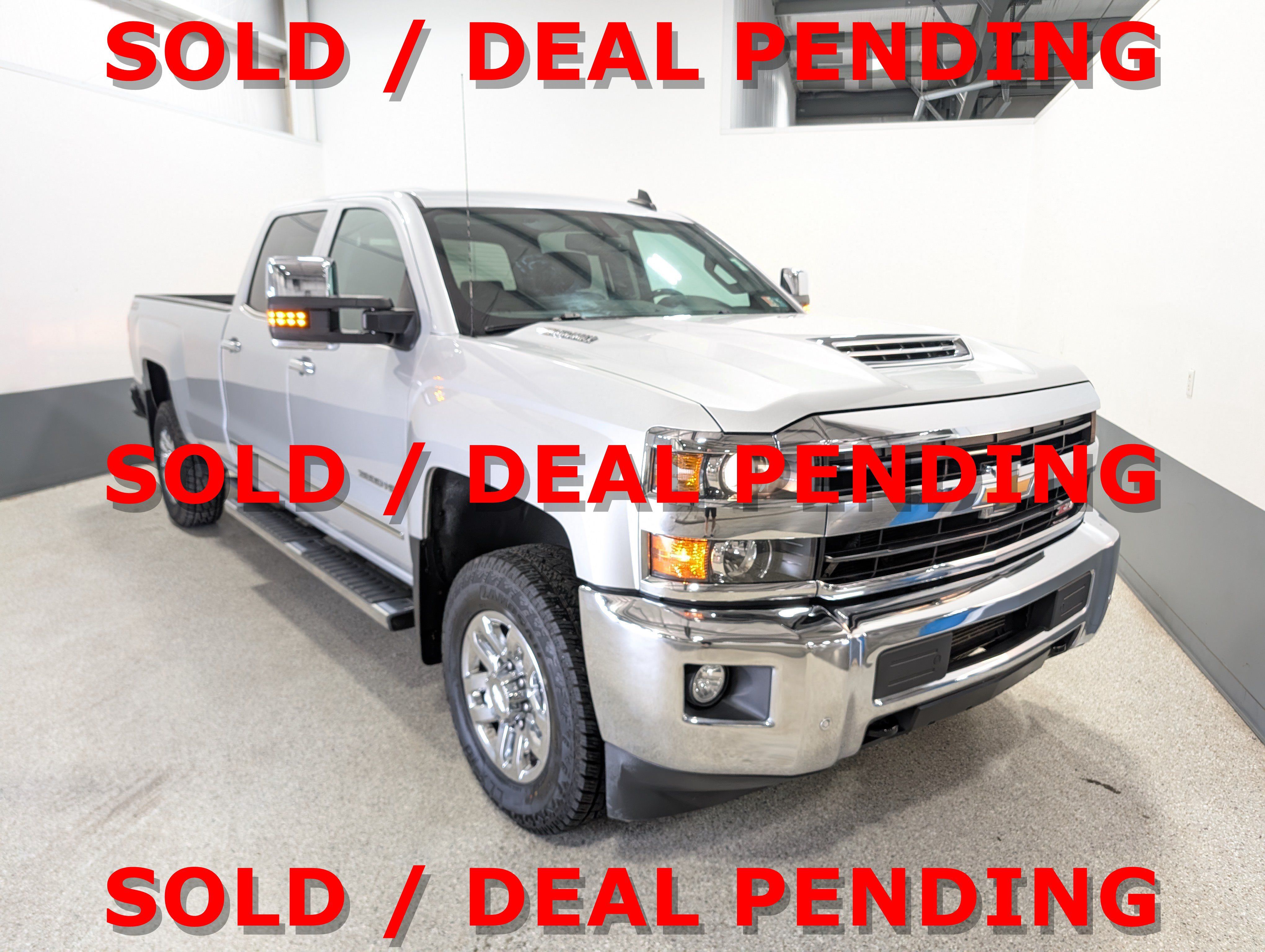 Used 2019 Chevrolet Silverado 3500 LTZ w/ Duramax Plus Package AWD/4WD image 1