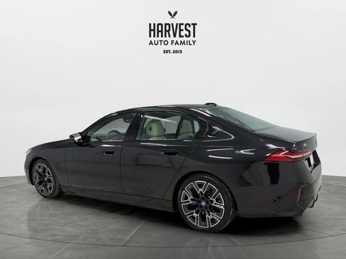 Used 2024 BMW i5 M60 w/ Premium Package AWD/4WD image 3