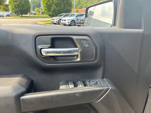 Used 2023 Chevrolet Silverado 1500 Custom AWD/4WD image 13