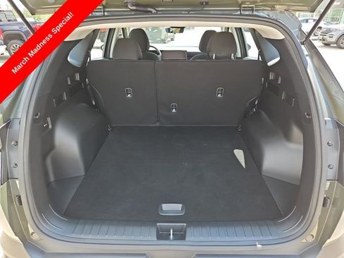 Used 2025 Hyundai Tucson SE image 16