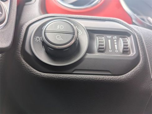 Certified 2021 Jeep Gladiator Rubicon image 20