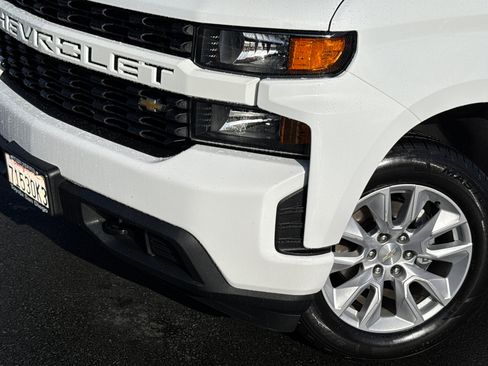Used 2022 Chevrolet Silverado 1500 Custom AWD/4WD image 3
