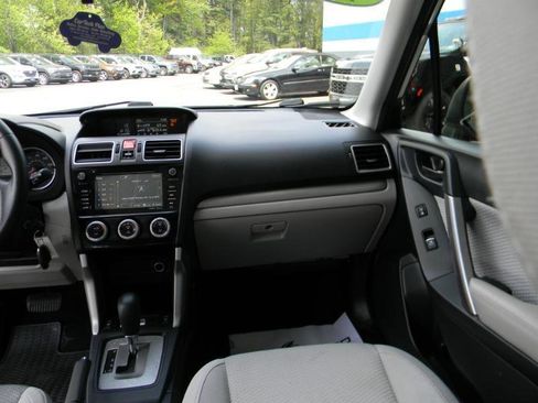 Used 2018 Subaru Forester 2.5i Premium w/ All-Weather Package AWD/4WD image 18