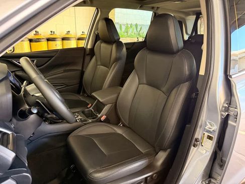 Used 2023 Subaru Forester Touring w/ Popular Package #2 AWD/4WD image 11