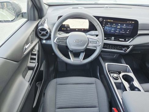 New 2026 Chevrolet Equinox LT w/ Midnight Edition image 7