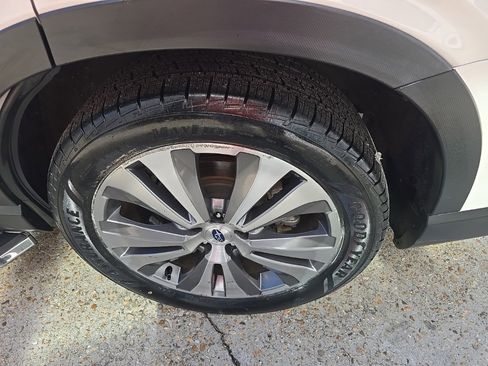 Used 2020 Subaru Ascent Touring w/ Popular Package #3 image 47