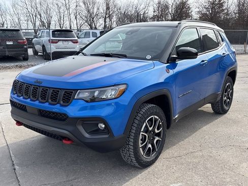 New 2026 Jeep Compass Trailhawk image 11