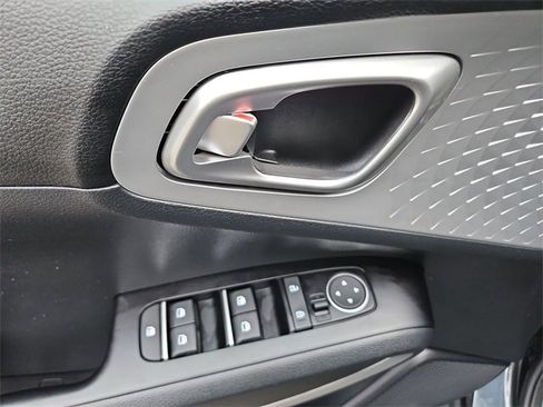 Used 2023 Kia Soul LX image 21