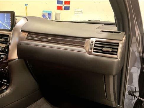 Certified 2023 Lexus GX 460 Premium w/ Premium Package AWD/4WD image 26