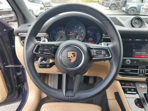 Used 2023 Porsche Macan AWD/4WD image 20