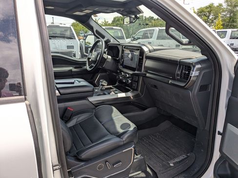 Certified 2024 Ford F150 Platinum w/ Equipment Group 702A High AWD/4WD image 33