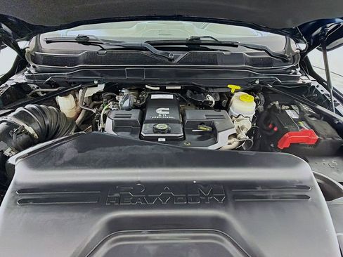 Used 2020 RAM 3500 Limited image 33
