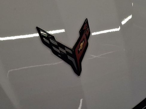 Used 2024 Chevrolet Corvette Stingray Preferred Cpe w/ Z51 Performance Package image 29