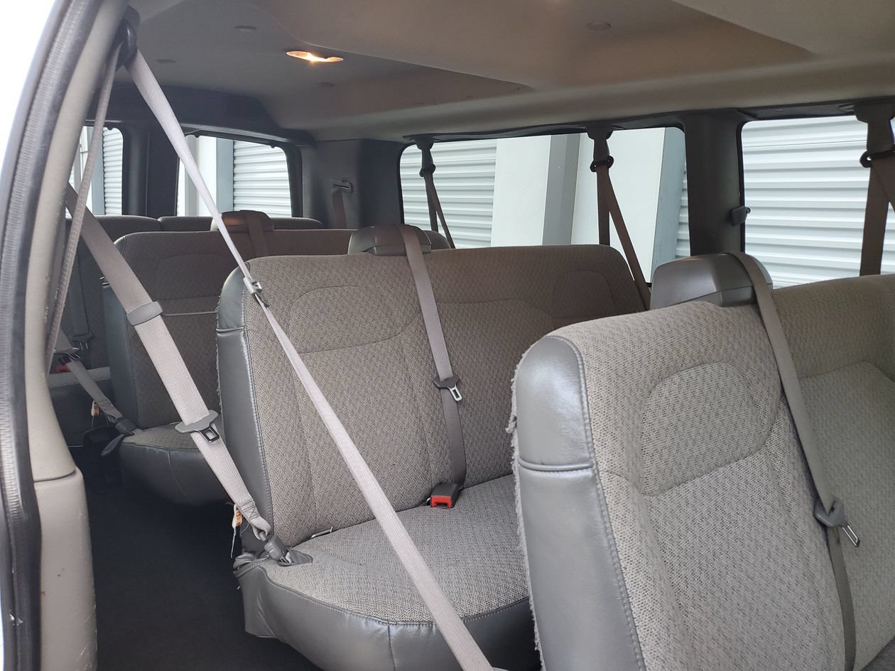 Used 2025 Chevrolet Express 3500 LT w/ LT Preferred Equipment Group RWD image 10