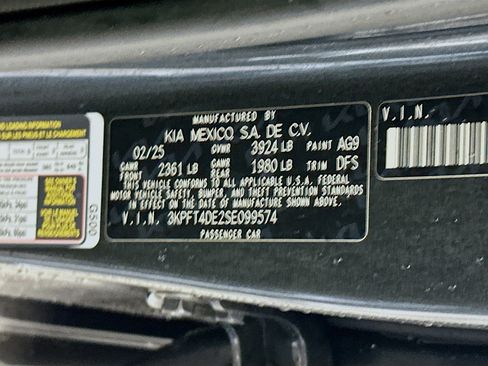 Used 2025 Kia K4 LXS image 12