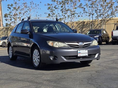 Used 2011 Subaru Impreza 2.5i Premium w/ PWR Moonroof Value Pkg AWD/4WD image 2