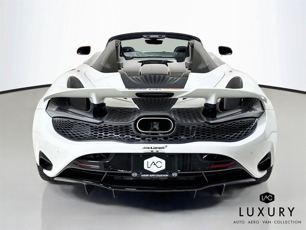 Used 2024 McLaren 750S Spider RWD image 7