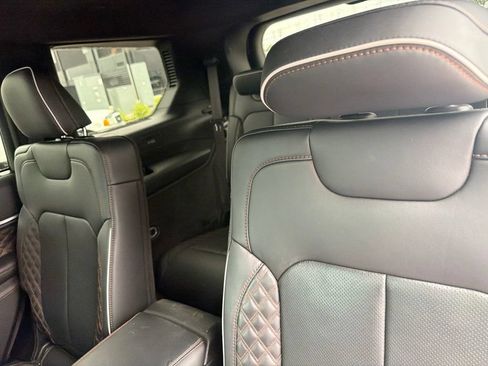Used 2024 Jeep Grand Cherokee L Summit AWD/4WD image 13