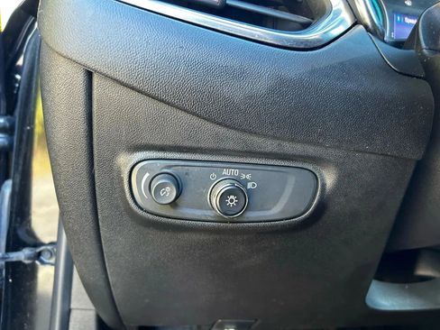 Used 2022 Chevrolet Equinox LT AWD/4WD image 13