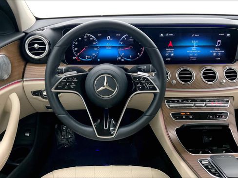 Certified 2021 Mercedes-Benz E 350 Sedan image 4