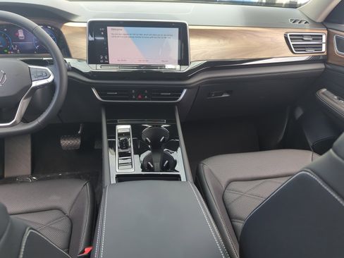 New 2026 Volkswagen Atlas SE image 19