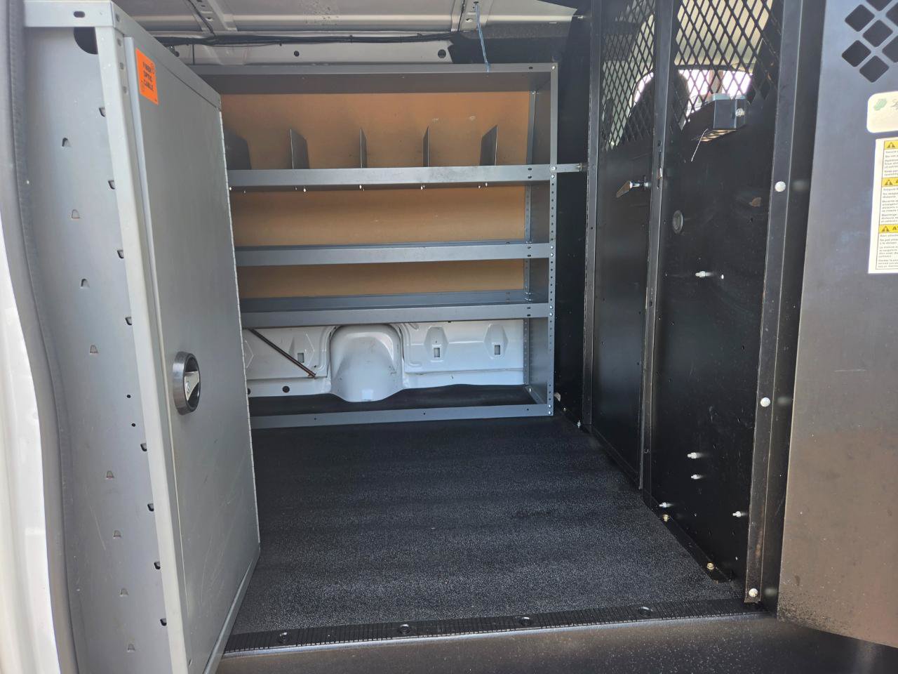 Used 2014 Ford E-150 and Econoline 150 RWD image 19
