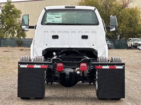 New 2026 Ford F750 2WD Regular Cab Super Duty image 5