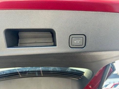 New 2026 Buick Enclave Preferred w/ Power Package image 7